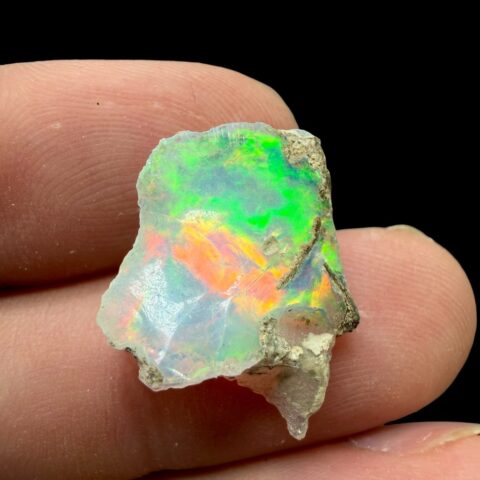 Drahý opál 7,5ct – Welo, Etiopie